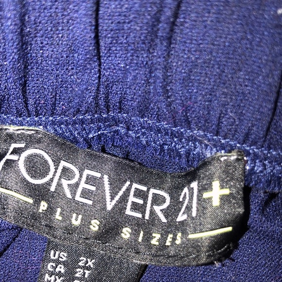 Forever 21 size 2X Royal blue shorts - Picture 3 of 5